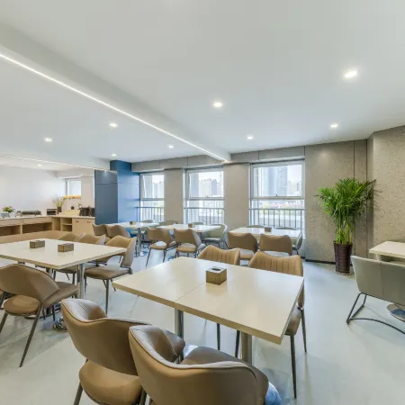 Ginza Hemei Hotel (Linyi Hedong Branch)
