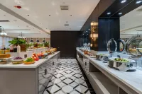 McGettie Jinjiang Century Hotel Hotels in Makit County