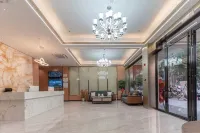 Liuyue Hotel (Liuzhou Wuxing Shangye Buxingjie Dewang Xintiandi)