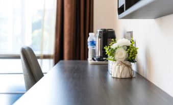 Home Inn Huayi Hotel (Suzhou Xiangcheng Xutugang Metro Station Branch)