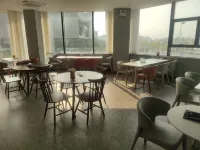 享住城市民宿（濠江潮博館店）