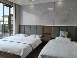 Dali Fanghua Hotel (Dali Fengyi Airport Shop)