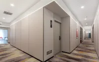 Zhujun Hotel (Neijiang High-speed Railway North Station Normal College)