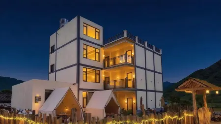 Yele Lake Muye Chinese Inn