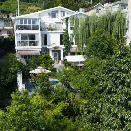 Lichuan Huajianyin Homestay