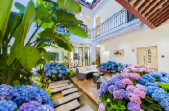 Chuxiong Hermitage Yard (Yuren Ancient Town Branch) فنادق في 