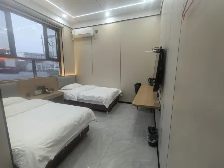 Jinxi Rujia Inn Отели рядом с достопримечательностью «Tarim Populus Euphratica Forest Park»