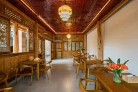 englan Shixi · Tangmu Shanlan | The Zen Moonlit Hot Spring Guesthouse - พร้อมอาหารเช้า