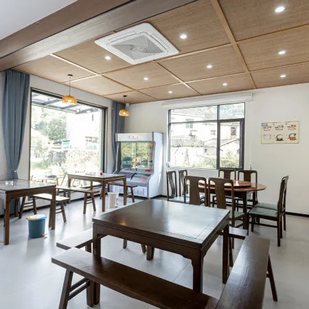 Riverside Minyuan · Serenity Xishanju Mountain Lodge (Guniujiang Scenic Area)