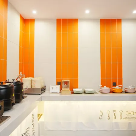 Homeinn Aifeel Hotel (Ordos Uxin Banner Fuhai Shopping Center)