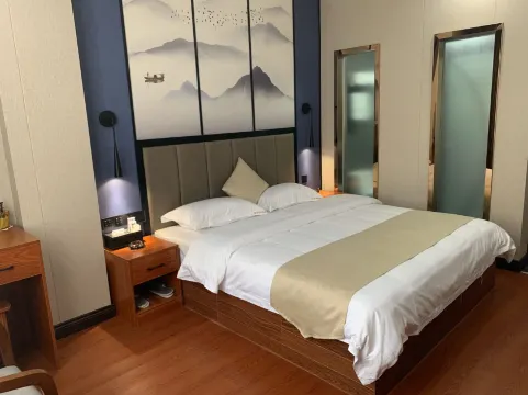 Malipo Xin Yu Business Hotel - Hà Giang
