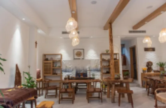 峨眉山霏林印民宿