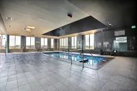 Hotel Courtyard by Marriott Montréal-Brossard - Pool