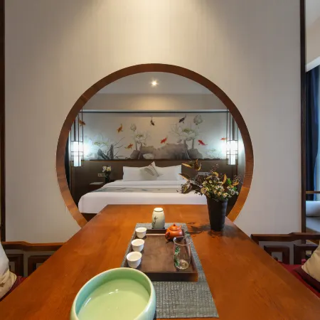 Aolong Jinglu Boutique Hotel (Olympic Sports Center)