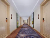 Vienna hote Ganzi 318 National Road Yajiang Bianch Hotels in Yajiang