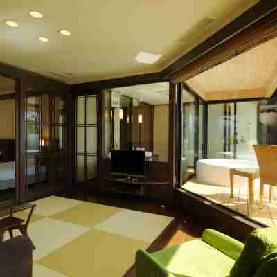Lake Shikotsu Tsuruga Resort Spa Mizu No Uta Rooms