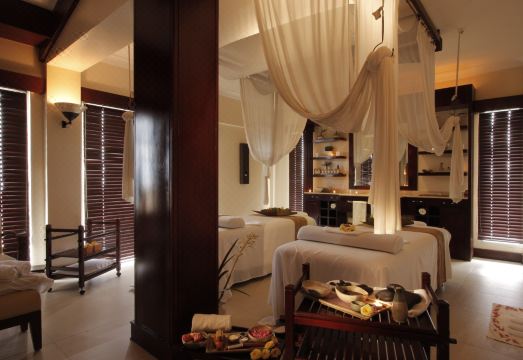 타가이타이 호텔 전경