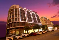 Charming Hotel
