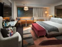 SLS Hotel, a Luxury Collection Hotel, Beverly Hills Hotels near Beverly Center