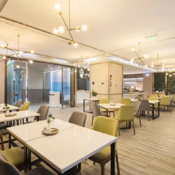 Atour Hotel Отели рядом с достопримечательностью «Площадь Санься»