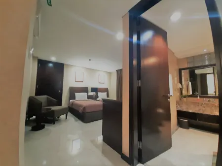 The Palais Dago Hotel