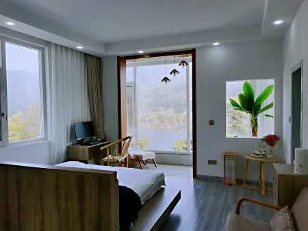 Tingyuge Chinese Inn Отели рядом с достопримечательностью «Dragon Gate Conyon»