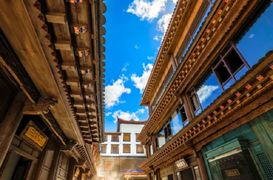 The 5th Meteorite Grace Hotel