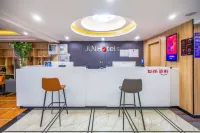 Junyi Select Hotel (Wanda Plaza, Huangshigang District)