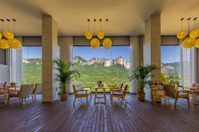 Enshi Yunan Mountain Residence B & B Hotels in 