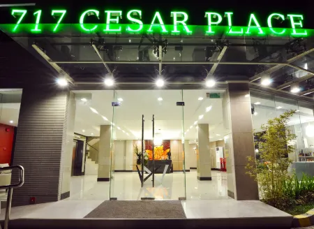717 Cesar Place Hotel Отели в г. Тагбиларан