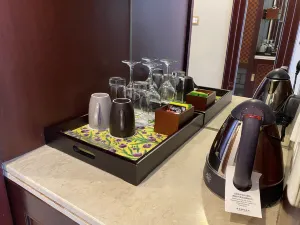 Lakeside Hotel Hefei