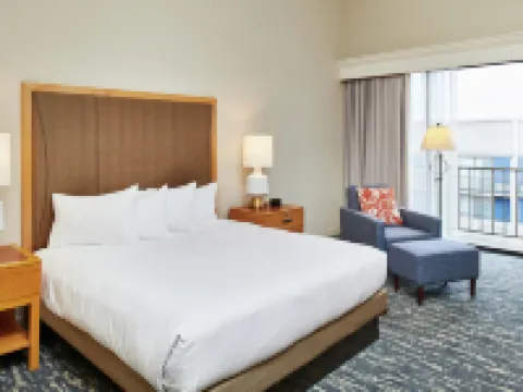 DoubleTree by Hilton Hotel Berkeley Marina Hotels in Berkeley