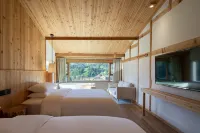 THE GUGE FAIRYLAND RESORT - balcony