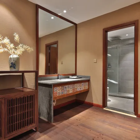 Taoshe Resort Hotel (People's Square Taoyangli Scenic Area Branch)