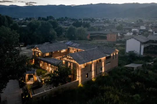 Shiran Mountain House Resort Hotel Shaxi Ancient Town