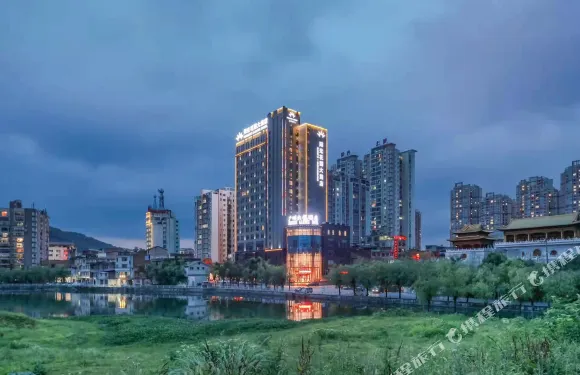 廣州久龍酒店（獨山汽車總站店）