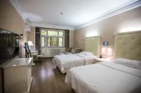 北京育新苑ホテル - 屋上プール