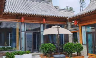 Jingzhu B&B (Xinzhou Ancient City)