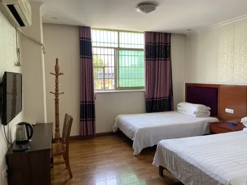 Tianyang Hotel (Henggouqiao East Railway Station)