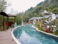 Sakura Hot Spring Holiday Hotel Hotels in Chongzhou