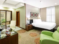 Radisson Blu Hotel, Jeddah Plaza Hotels near Refan Hall