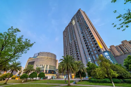 Immersing Hotel (Chongqing Daxuecheng) Отели рядом с достопримечательностью «College of Metallurgy and Materials Engineering， Chongqing University of Science & Technology»
