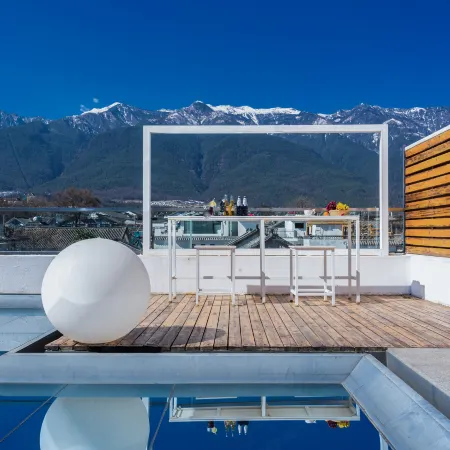 Yanniao Guiqiao Hidden Luxury Hotel