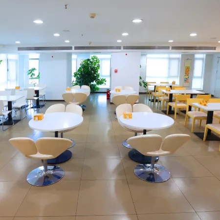 Tongyu Hotel