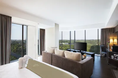 Best Western Premier the Hive Hotels near Cijantung Gate Park