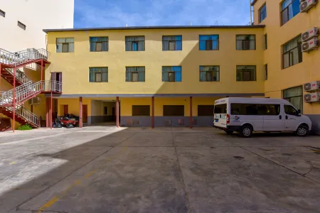 Four Seasons Sunshine International Hotel Dunhuang