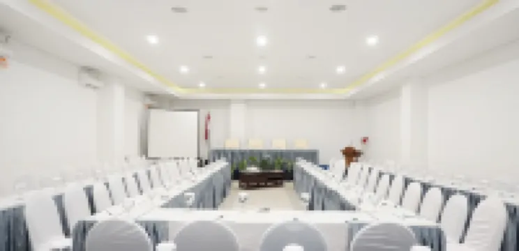 Grand Master Villa Tomohon