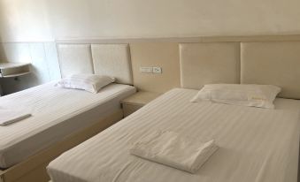 Baiqiang Business Hotel