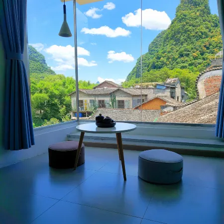 Zhaoping Huangyao Town Poya Inn