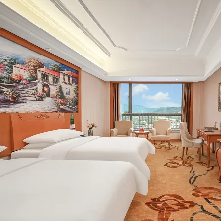 Vienna International Hotel (Hezhou Zhaoping Government Affairs Center)